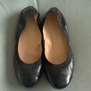 Cole Haan Cap toe Flats Leather 6.5B D42399